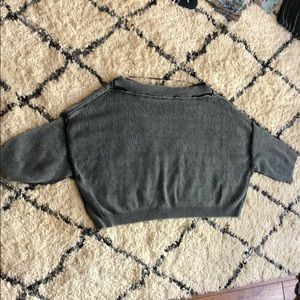 Free People over sized cropped sweater-never worn